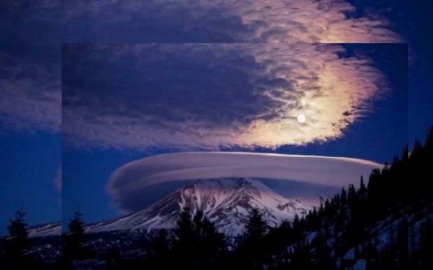 Гора Шаста (США) туристическая достопримечательность или место силыНачать путешествие с Begin-Journey