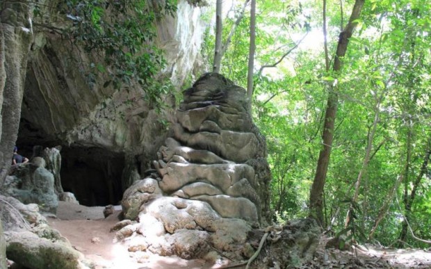 Достопримечательности пещеры Большеголового призрака
