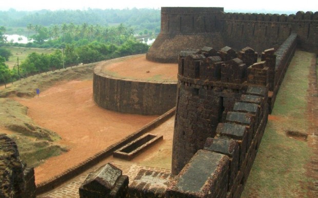 Древние города Индии Зеленый форт Мирджан 