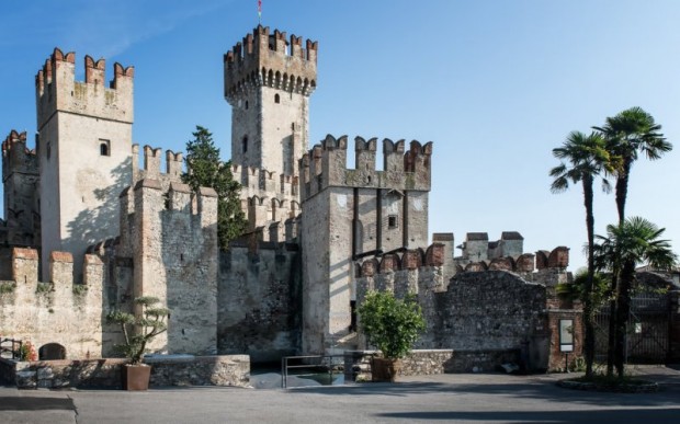 Древние города Италии: Гроты Катулло 