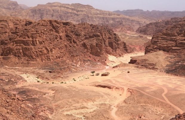 Завораживающая Африка: Цветной каньон в Египте