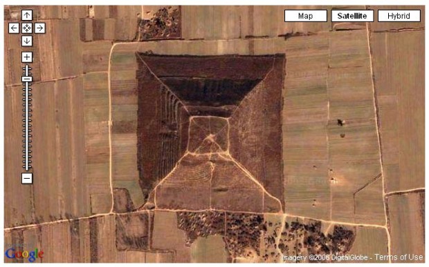Интересные факты древности: китайские пирамиды (中國金字塔)