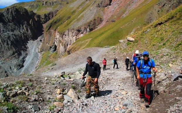 Кавказ в Западном Приэльбрусье – пеший туризм и всё, всё, всёНачать путешествие с Begin-Journey