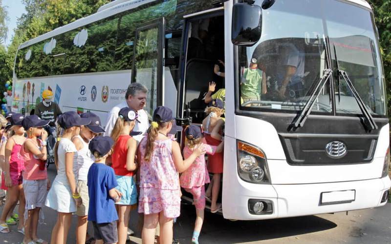 Как выбрать автобус для перевозки детей на экскурсии