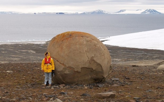 Каменные шары острова Чамп