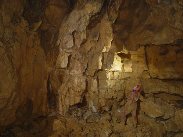 Кизеловская пещера 