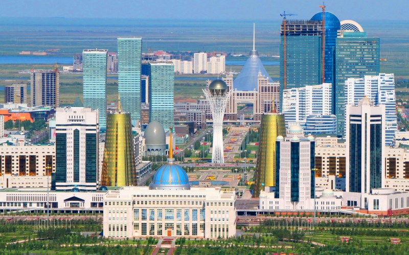 Нас встречает Астана