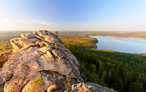 Озеро Аракуль, мегалиты России