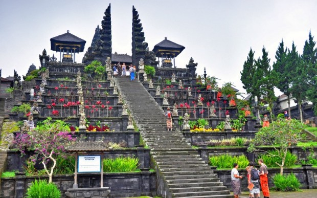Паломничество в Индонезию: храм Пура Бесаких
