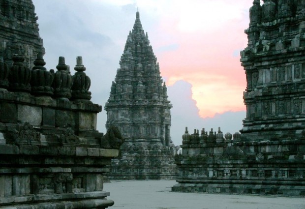 Путешествие в Индонезию: архитектурный комплекс Прамбанан