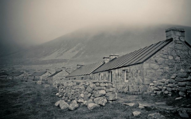 Путешествие по Шотландии: заброшенное селение на острове Хирте