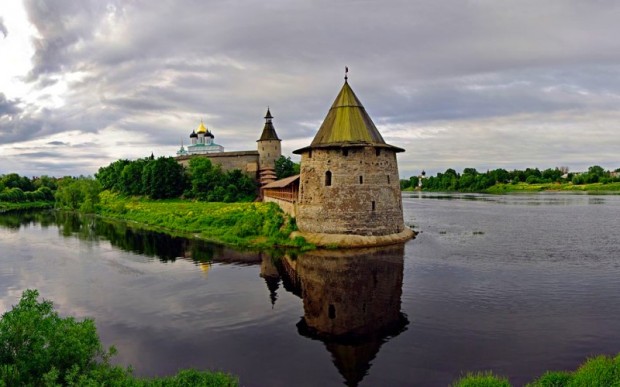 Старинный город Святой Руси Псков и его Кром