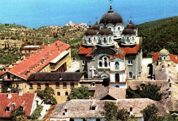 Статьи про Европу: гора Афон, как центр православного монашества