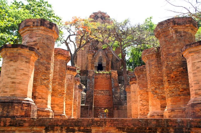 Храм богини По Нагар, Нячанг, Вьетнам 