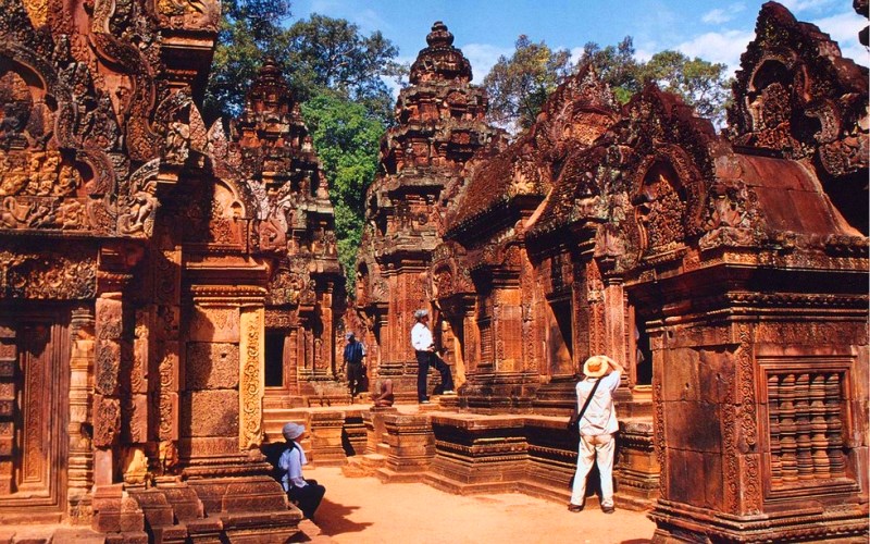 Храмы Ангкора: Бантеайсрей