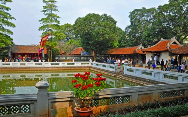 Экскурсии во Вьетнаме: храм Литературы 
